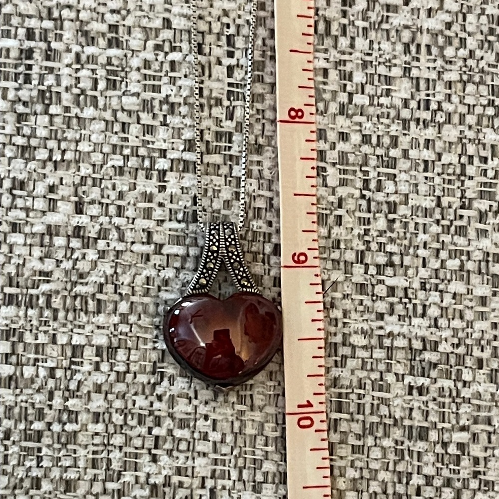 Vintage Heart Garnet Cabochon Sterling Silver‎ Necklace & Earrings - Picture 5 of 7
